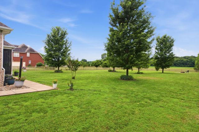 802 Galileo Dr, Rockvale, TN 37153