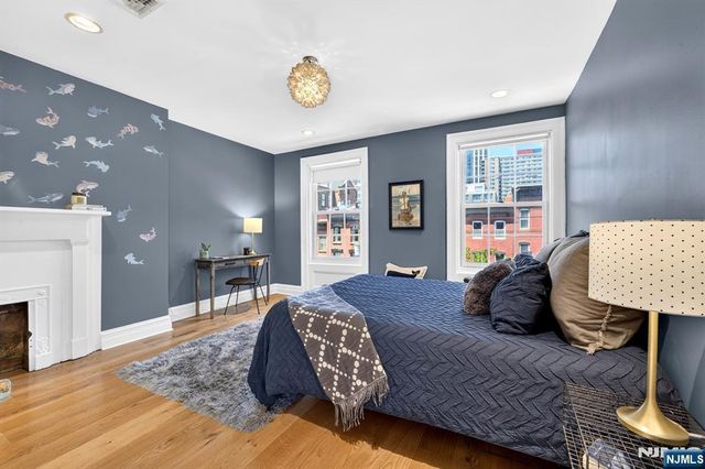 103 Grand Street, Jersey City, NJ 07302