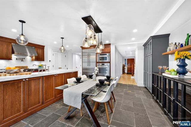 103 Grand Street, Jersey City, NJ 07302
