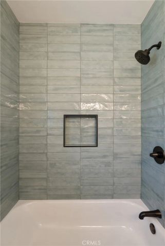 160 N Barranca, Glendora, CA 91741