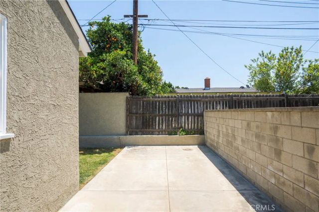 160 N Barranca, Glendora, CA 91741