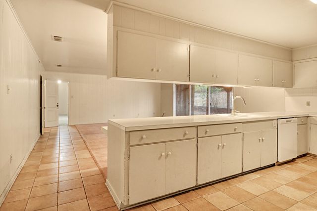 2008 Wood Place, Longview, TX 75601