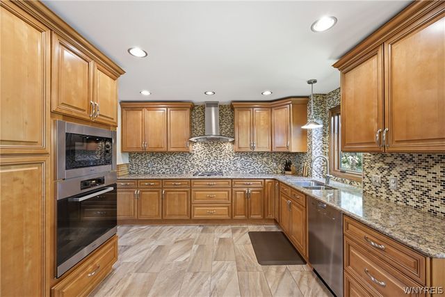 52 Quail Run Lane, Lancaster, NY 14086