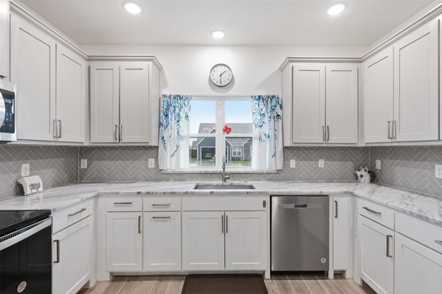 423 Redbud Lane, Tolar, TX 76476