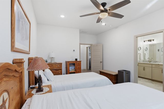 423 Redbud Lane, Tolar, TX 76476