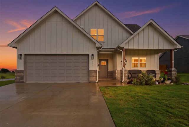 423 Redbud Lane, Tolar, TX 76476