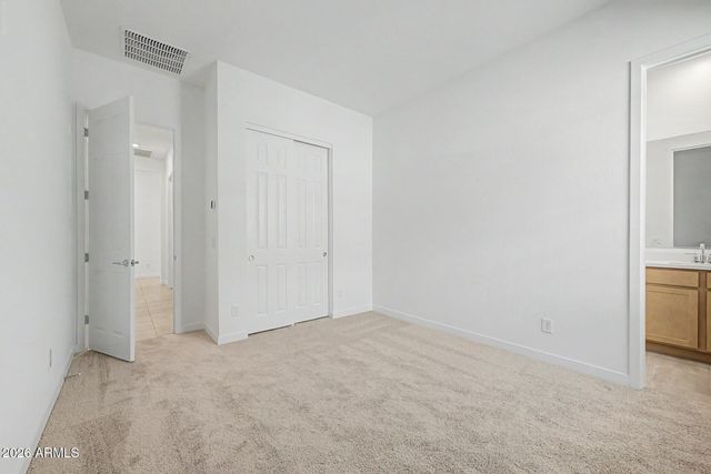 356 W FLOYD Drive, San Tan Valley, AZ 85140