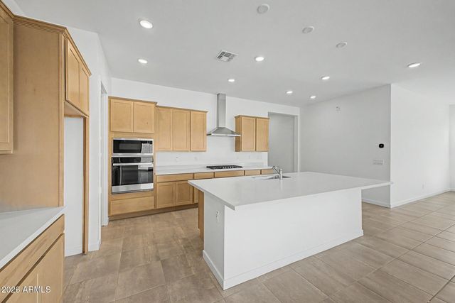 356 W FLOYD Drive, San Tan Valley, AZ 85140