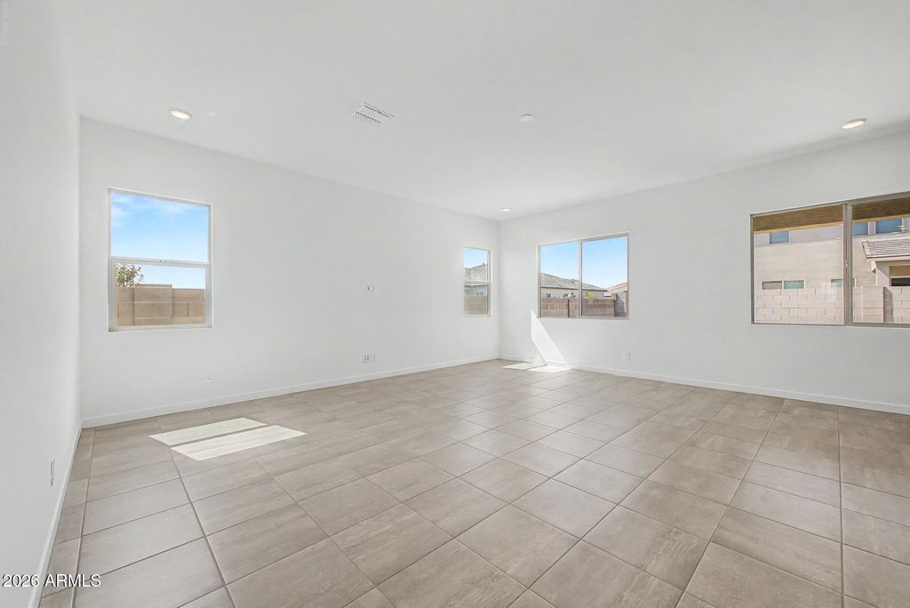 356 W FLOYD Drive, San Tan Valley, AZ 85140 — photo 5