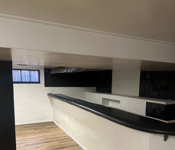 13620 S Atlantic Avenue, Riverdale, IL 60827