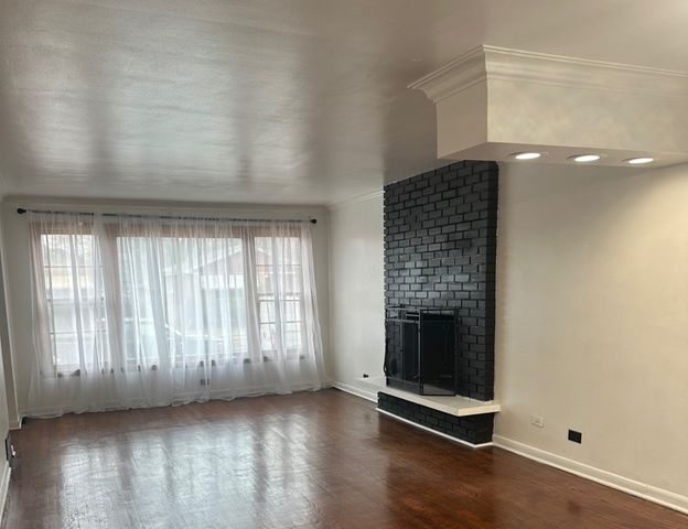 13620 S Atlantic Avenue, Riverdale, IL 60827