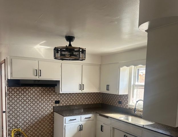 13620 S Atlantic Avenue, Riverdale, IL 60827