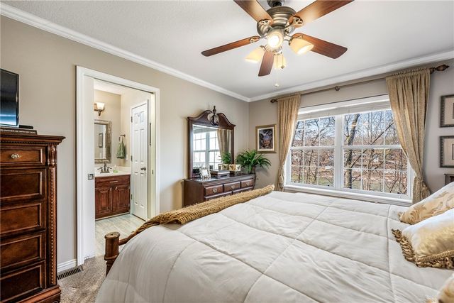 7 Brixham Lane, Bella Vista, AR 72714