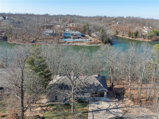 7 Brixham Lane, Bella Vista, AR 72714