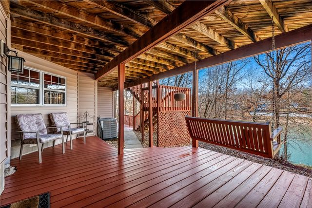 7 Brixham Lane, Bella Vista, AR 72714