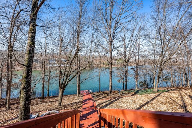 7 Brixham Lane, Bella Vista, AR 72714