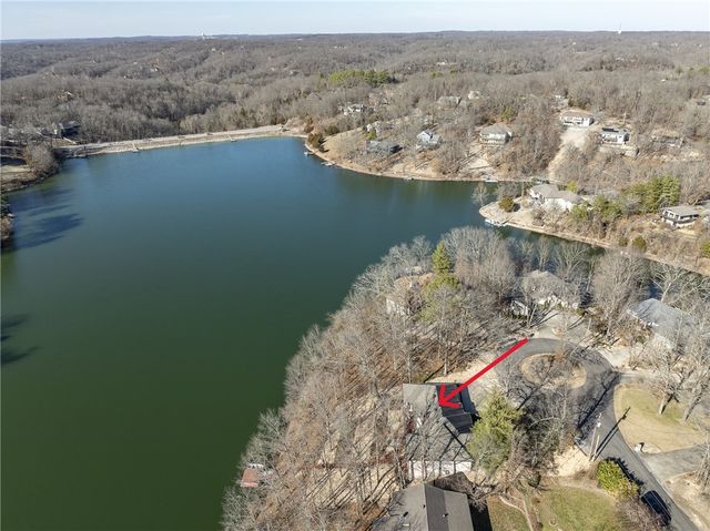 7 Brixham Lane, Bella Vista, AR 72714