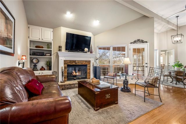 7 Brixham Lane, Bella Vista, AR 72714