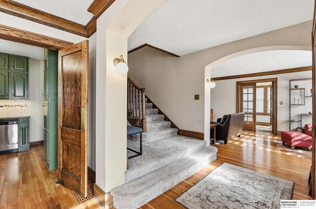 5304 Western Avenue, Omaha, NE 68132