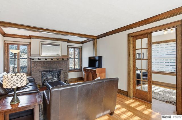 5304 Western Avenue, Omaha, NE 68132