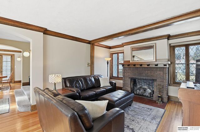 5304 Western Avenue, Omaha, NE 68132