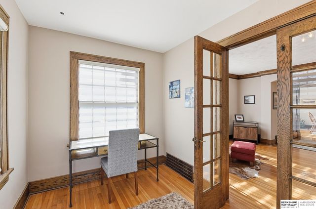 5304 Western Avenue, Omaha, NE 68132