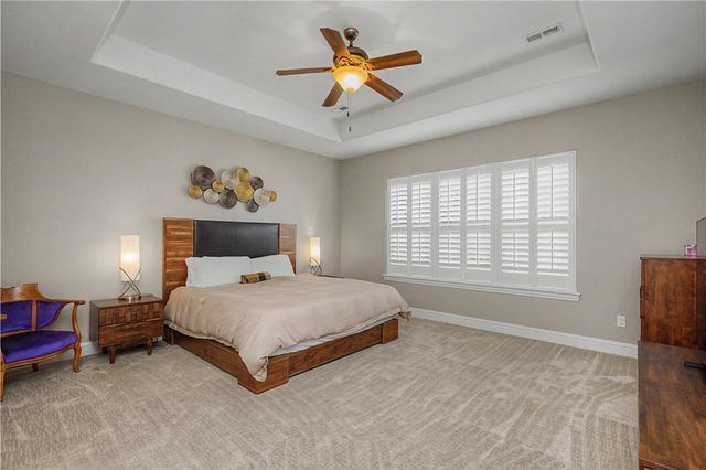5500 S Lancaster Drive, Rogers, AR 72758