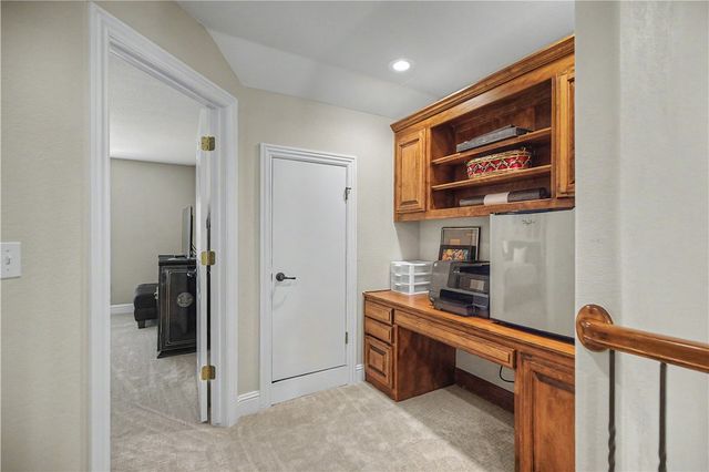 5500 S Lancaster Drive, Rogers, AR 72758