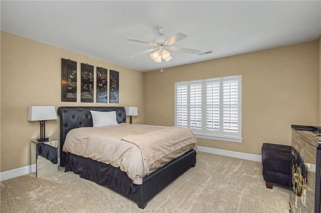 5500 S Lancaster Drive, Rogers, AR 72758