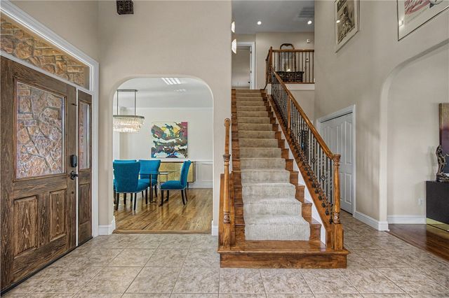 5500 S Lancaster Drive, Rogers, AR 72758