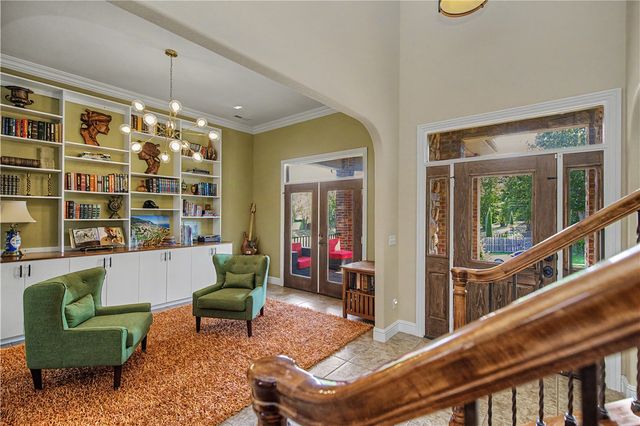5500 S Lancaster Drive, Rogers, AR 72758