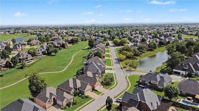 5500 S Lancaster Drive, Rogers, AR 72758