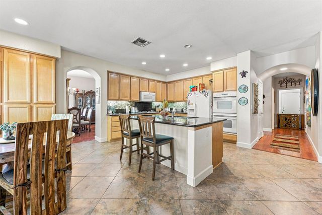 2700 Cascade St, West Sacramento, CA 95691