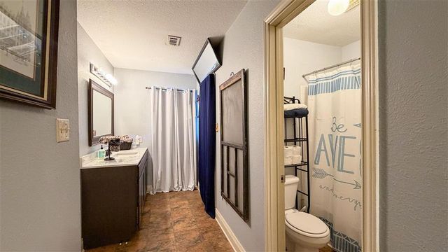 2730 Tealwood Drive, Sulphur, LA 70663