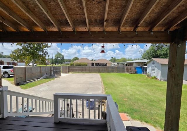 2730 Tealwood Drive, Sulphur, LA 70663