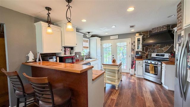 2730 Tealwood Drive, Sulphur, LA 70663
