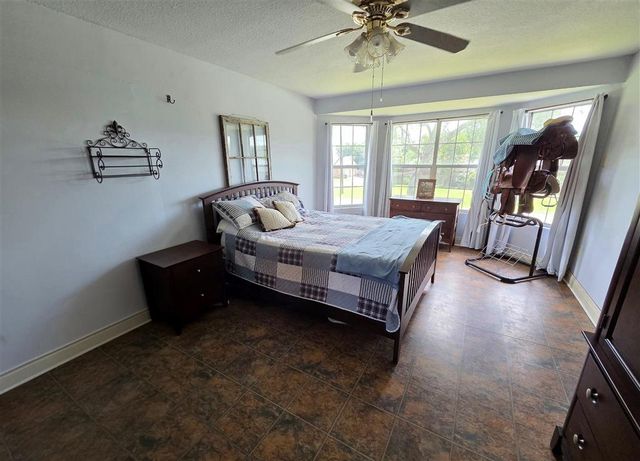 2730 Tealwood Drive, Sulphur, LA 70663