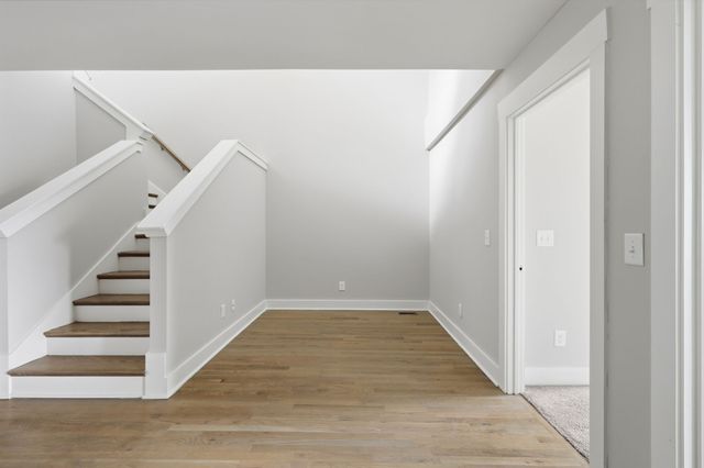 220 Croleywood Ln, Nashville, TN 37209