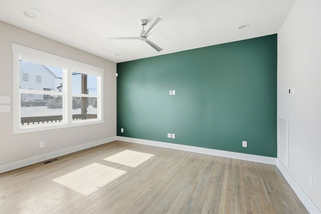 220 Croleywood Ln, Nashville, TN 37209