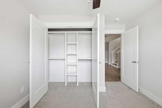 220 Croleywood Ln, Nashville, TN 37209