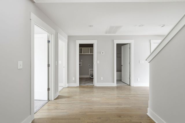 220 Croleywood Ln, Nashville, TN 37209