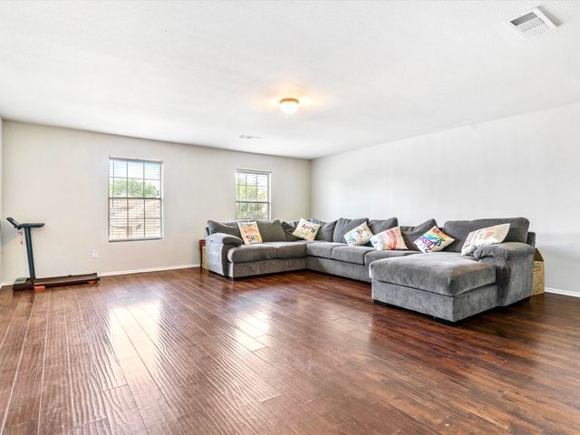 9836 Autumn Sage Drive, Fort Worth, TX 76108