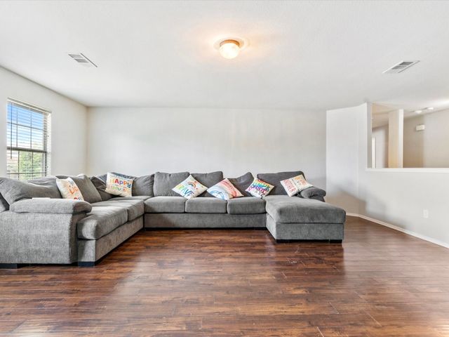 9836 Autumn Sage Drive, Fort Worth, TX 76108