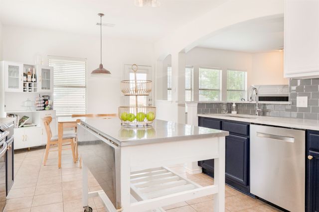 9836 Autumn Sage Drive, Fort Worth, TX 76108