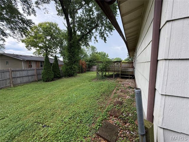 1620 Woodman Drive, Florissant, MO 63031