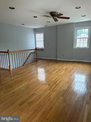 4016 TRAPP RD, Fairfax, VA 22032