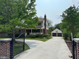 4016 TRAPP RD, Fairfax, VA 22032