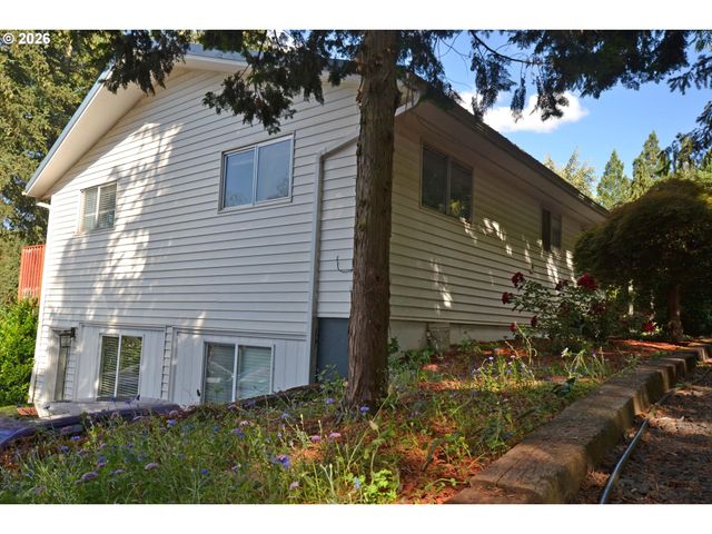 6962 MACLEAY Rd Se, Salem, OR 97317