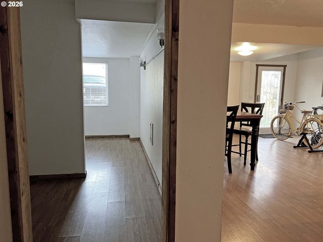 6962 MACLEAY Rd Se, Salem, OR 97317