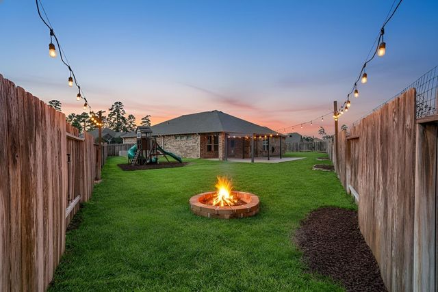 14200 Wallowa Ridge Lane, Conroe, TX 77384